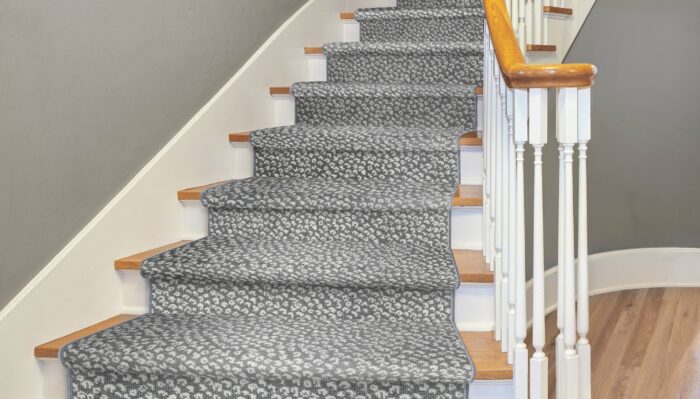 Pantera-Flannel-Stairs-FLAT